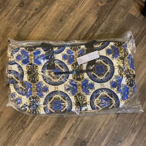 Brand new! Alice and Olivia tote